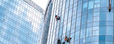 تنظيف واجهات كلادينج – رواد المملكة